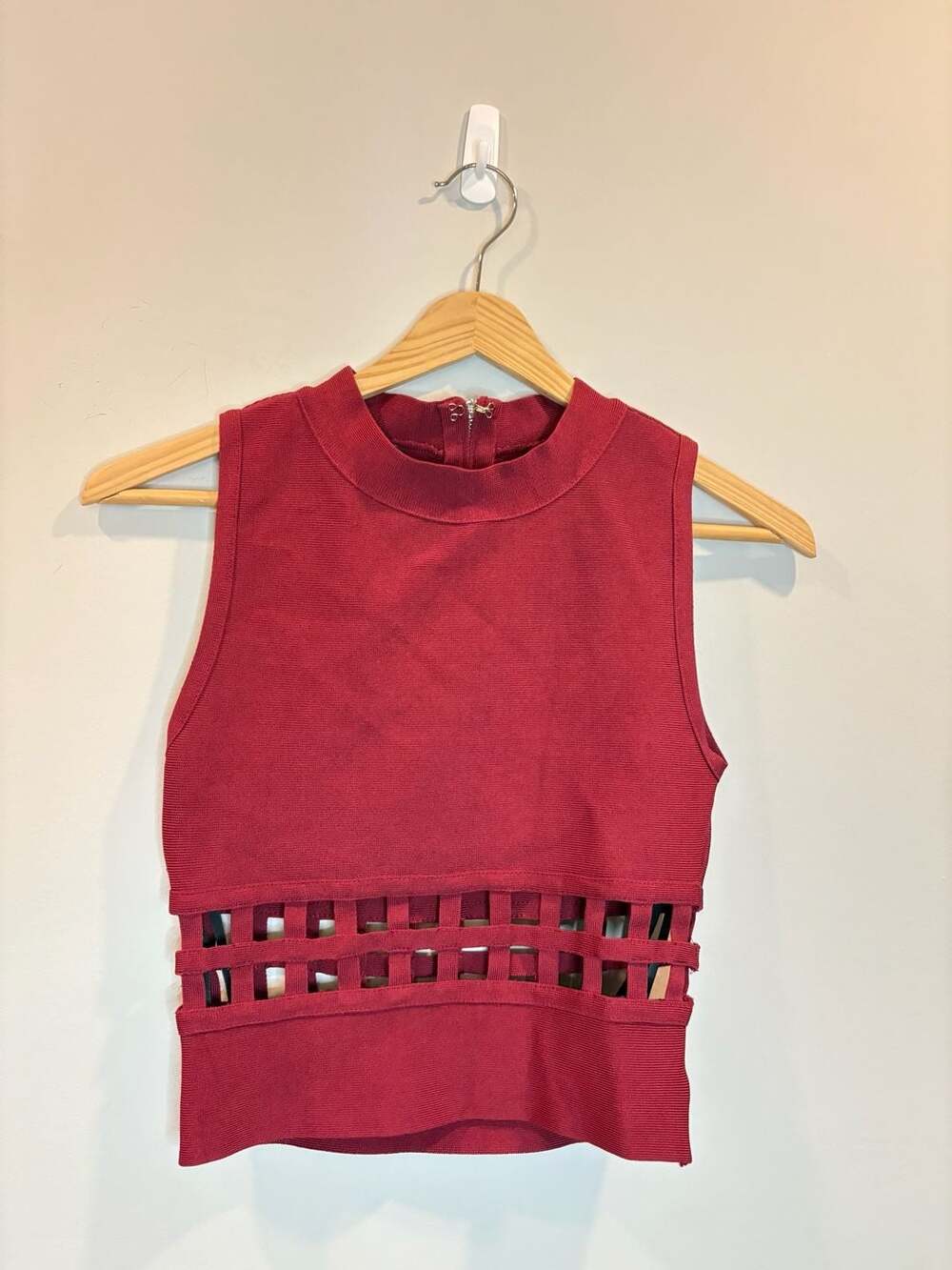 Bebe bandage crop top in red